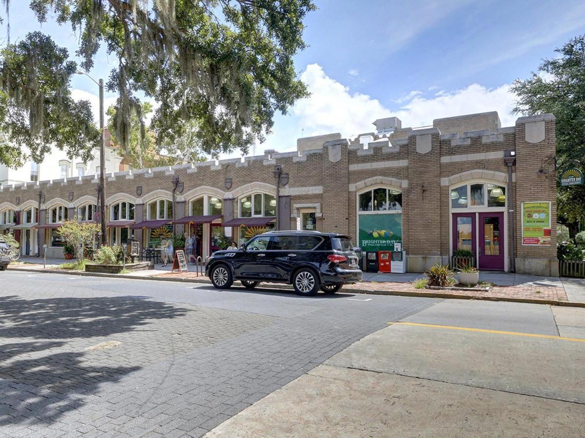 Gordon Inn Azalea Savannah Exterior photo