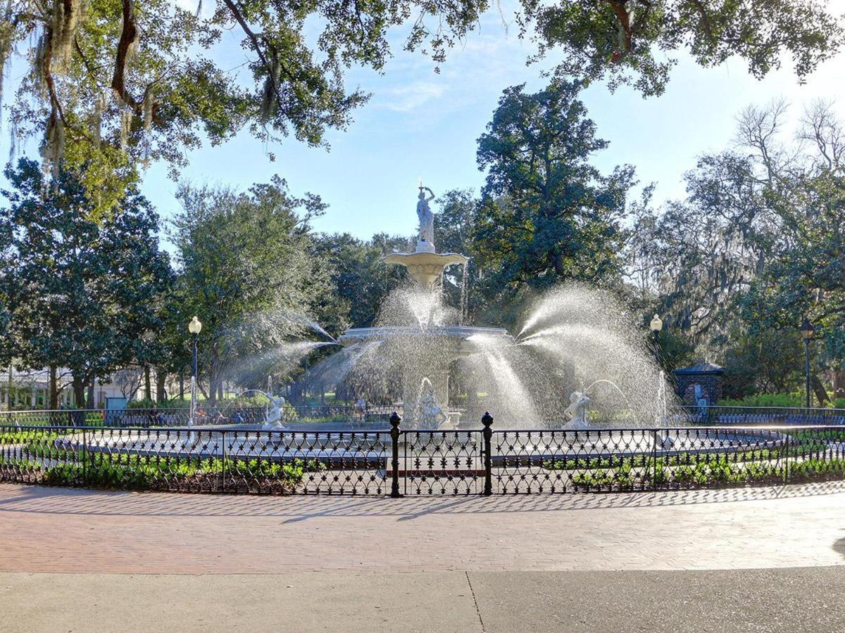 Gordon Inn Azalea Savannah Exterior photo