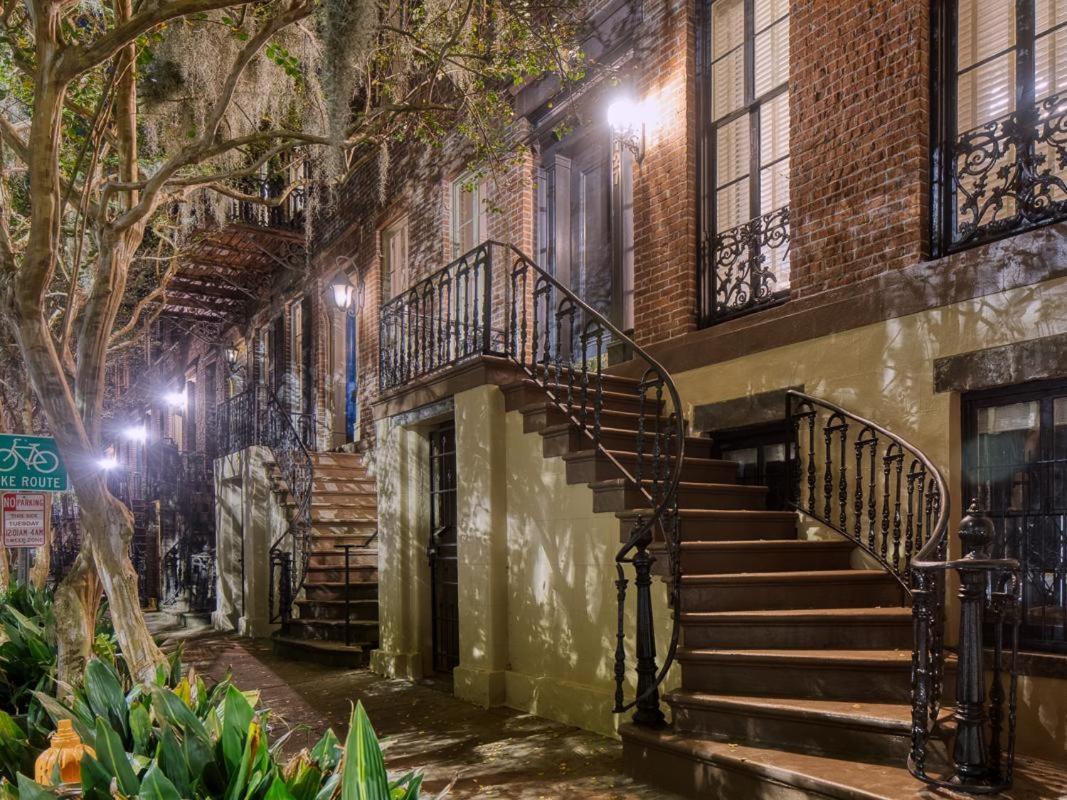 Gordon Inn Azalea Savannah Exterior photo